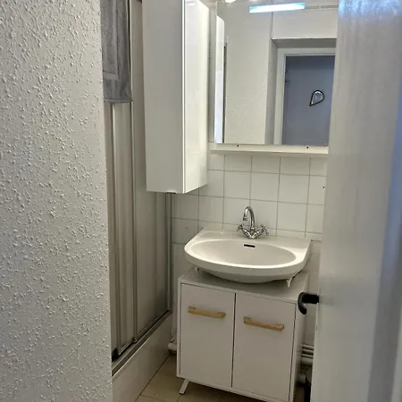 Les Pieds Dans L Eau Apartment *
